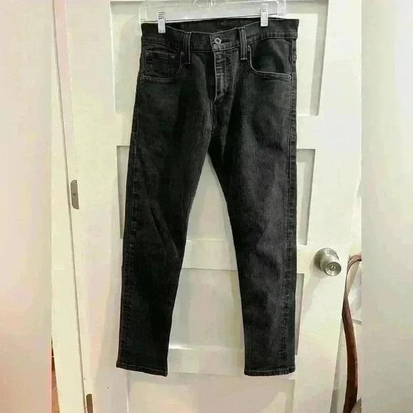 Levis 521 29x30 - Picture 1 of 6